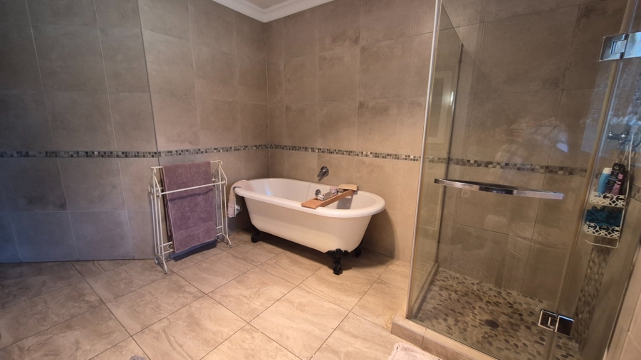 6 Bedroom Property for Sale in Universitas Free State